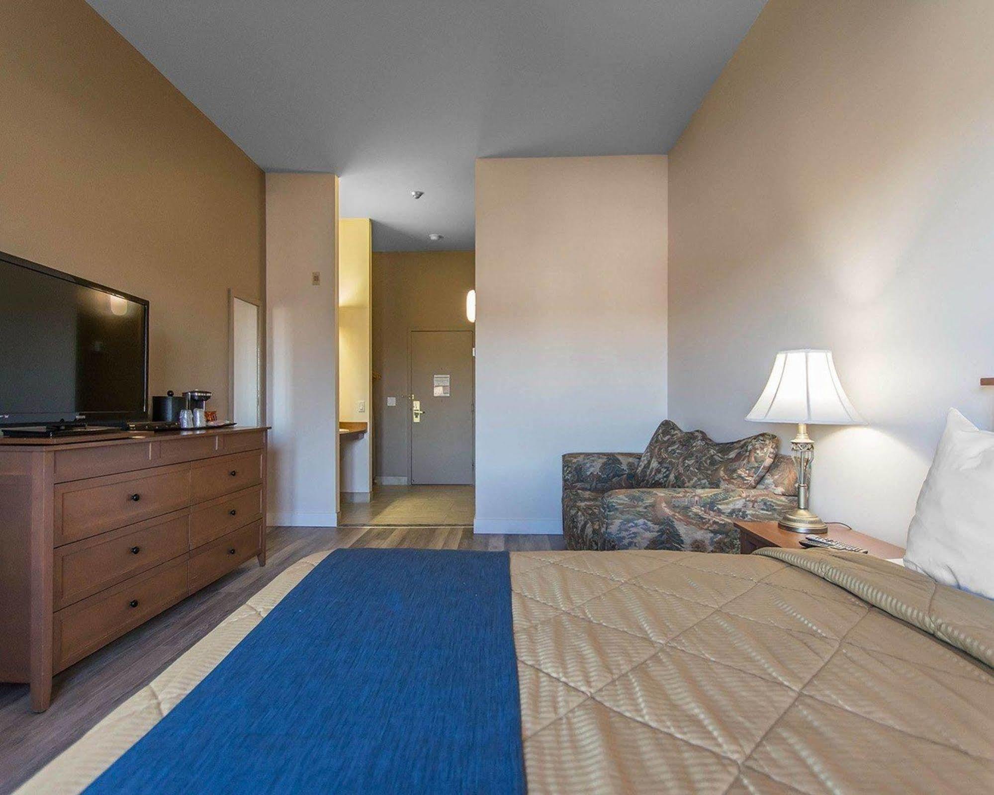 Comfort Inn Saint-Jérôme Extérieur photo